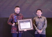 Berhasil jaga Kamtibmas Selama Pemilu, Kapolres Gresik Raih Penghargaan Radar Surabaya Awards 2024