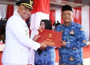 Kepala UPTD Puskesmas Dan PNS Puskesmas Darul Aman Terima Satyalancana Karya Satya dari Presiden RI