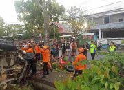 Sat Lantas Polresta Gorontalo Kota Olah TKP Laka Tunggal di Jl. Arif Rahman Hakim