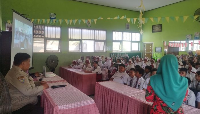Cegah Perundungan, Polisi Edukasi Pelajar