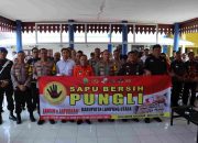 Pj Bupati Lampung Utara Drs. H. Aswarodi, M.Si., Diwakili Asisten Pemerintahan & Kesra H. Mankodri, S.H., M.M., CPIA, dalam Sosialisasi Sapu Bersih Pungutan Liar Tahun 2024