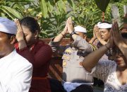 Wakapolresta Sidoarjo Ajak Umat Hindu Doakan Pilkada 2024 Aman dan Damai
