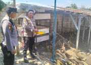Kapolsek Gunung Anyar Dukung Program Ketahanan Pangan Nasional Melalui Penyaluran Hasil Ternak