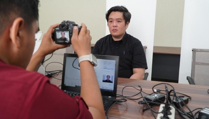 Imigrasi Bitung Permudah Perjalanan Masyarakat Keluar Negeri Melalui Layanan Eazy Passport 