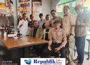 KJJT Beri Bingkisan Kepada Wartawan Senior di HPN 2025