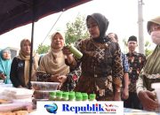 Tinjau Produk UMKM di Taman, Wabup Sidoarjo Dorong UMKM Naik Kelas