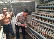 Bhabinkamtibmas Desa Jatikalang Polsek Krian Tinjau Peternakan Ayam Petelur