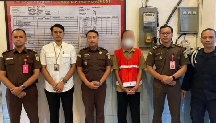 Tersangka Korupsi Dana BOS, Kepala SMK PGRI 2 Ponorogo Ditahan Kejaksaan
