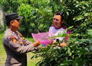 Bhabinkamtibmas Tanjungsari Aiptu Sutaji Kunjungi Perkebunan Warga, Dukung Program Asta Cita dan Ketahanan Pangan Polresta Sidoarjo
