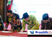 Bupati Sidoarjo Tandatangani Komitmen Bersama Akselerasi Penerapan Manajemen Talenta