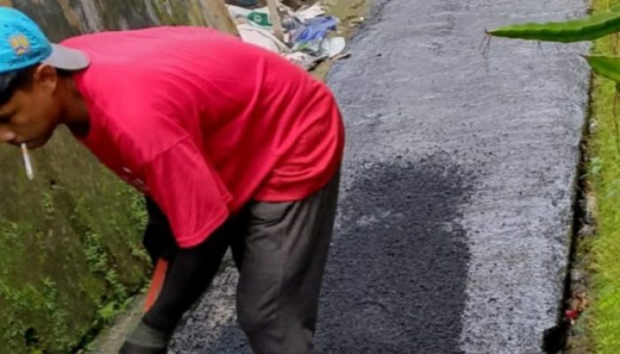 Dugaan Mark-Up Proyek Lapis Sandsheet di Desa Cipanengah, Kepala Desa Bungkam