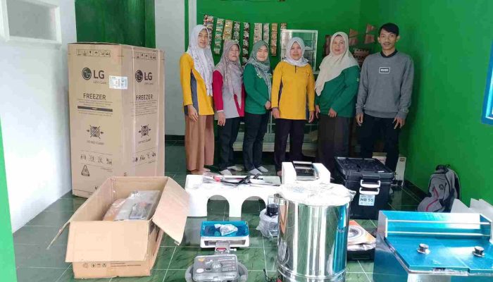 KWT Hijau Daun Desa Pacalan Telah Menerima Bantuan Alat Olahan Pangan Dari Dinas TPHP Magetan