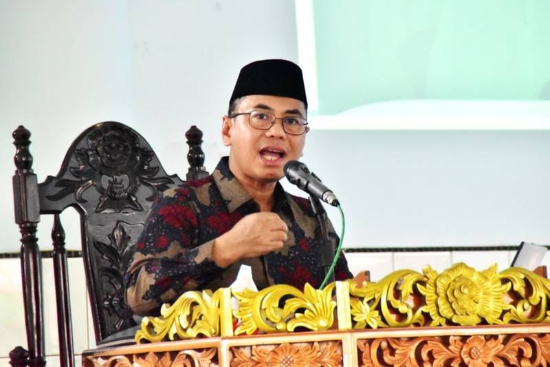 Ketua LDII Sulawesi Selatan Asdar Mattiro memberikan sambutan Hari Santri.
