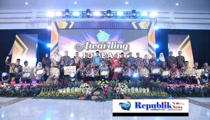 Pemkab Sidoarjo Beri Penghargaan Ketua RT