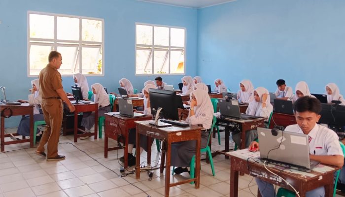Haidir Yusuf, TKA SMAN 1 Bukit Kemuning Berjalan Lancar dan Aman