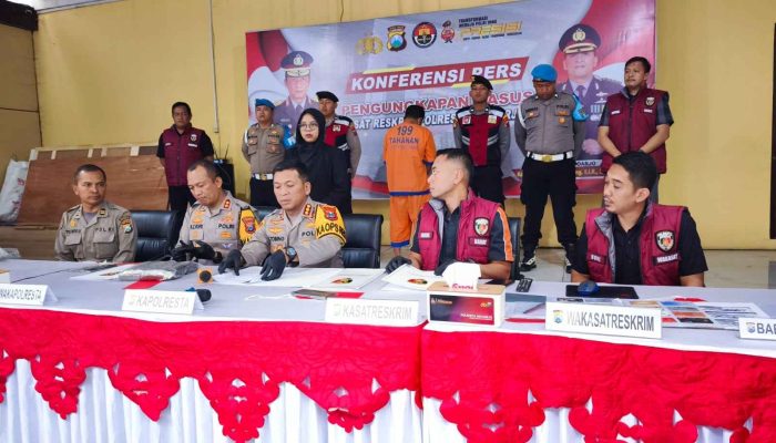 Kesal Ditagih Hutang, Bunuh Rekan Bisnis dan Buang Mayatnya di Arteri Porong