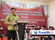 Bupati H. Subandi Resmikan Podcast dan Studio Mini Milik PGRI Sidoarjo
