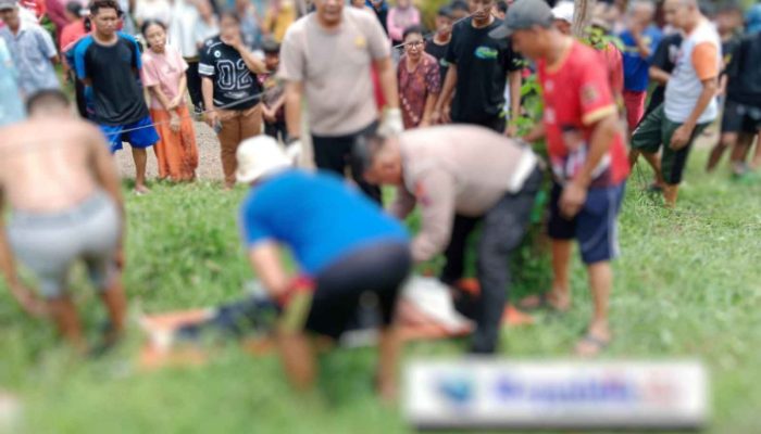 Unit Laka Polres Pasuruan Bergerak Cepat Tangani Tabrakan Mobil–Kereta di Beji, Empat Meninggal Dunia