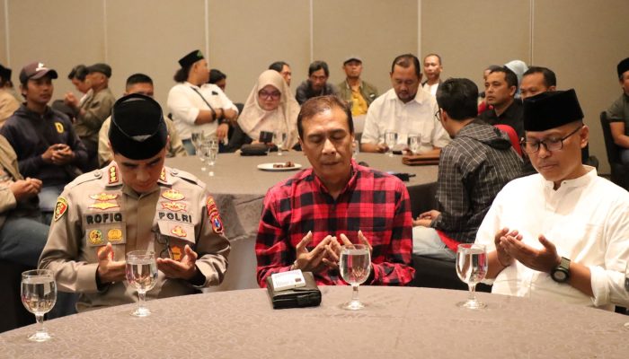 Bukber Bareng Kapolresta Banyuwangi dan Insan Pers Mewarnai Keindahan Ballroom Hotel Kokoon Banyuwangi