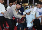 Polres Gresik Kawal Meriahnya Kontes Bandeng Kawak 2026, Polisi Sapa Warga di Bandar Grisse