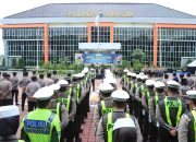 Kapolres Gresik Pimpin Apel Pengamanan Idulfitri 2026, Ajak Warga Takbiran di Masjid