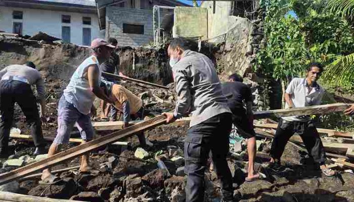 Respon Cepat Kapolres Bitung dan Personil Untuk Penangan Darurat Pasca Gempa Magnitudo 7,3 di Bitung ‎