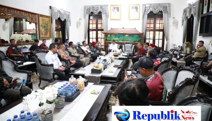 Bupati Sidoarjo Siapkan Perbup Khusus untuk Pendidikan Anak Buruh