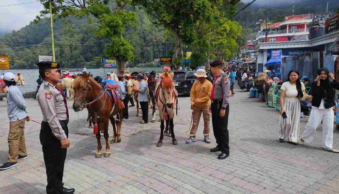 Antisipasi Lonjakan Wisatawan, Polisi Intensifkan Patroli di Telaga Sarangan Pada Idul Adha 2026