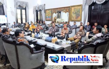 Bupati Sidoarjo Bahas Revitalisasi Pasar Tradisional Bersama Pengelola Pasar