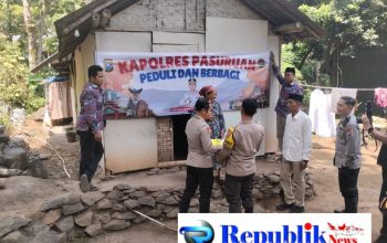 Kapolres Pasuruan Blusukan Salurkan Bantuan Sosial ke Warga Kurang Mampu di Pasrepan