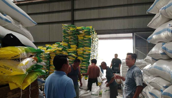 Polres Lampung Utara Cek Stok Pangan di Gudang Bulog, Persediaan Dipastikan Aman