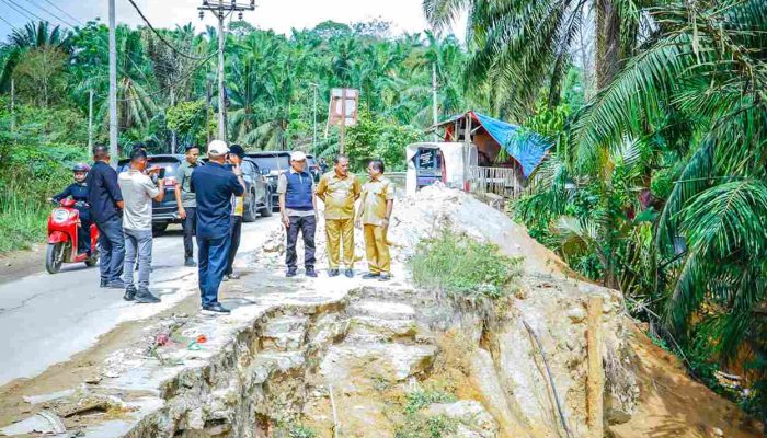 Wagub Aceh Cek Kondisi Jalan dan Perusahaan Air Minum di Aceh Tamiang