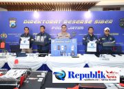 Foto: Polda Jatim ungkap dugaan penyalahgunaan data.