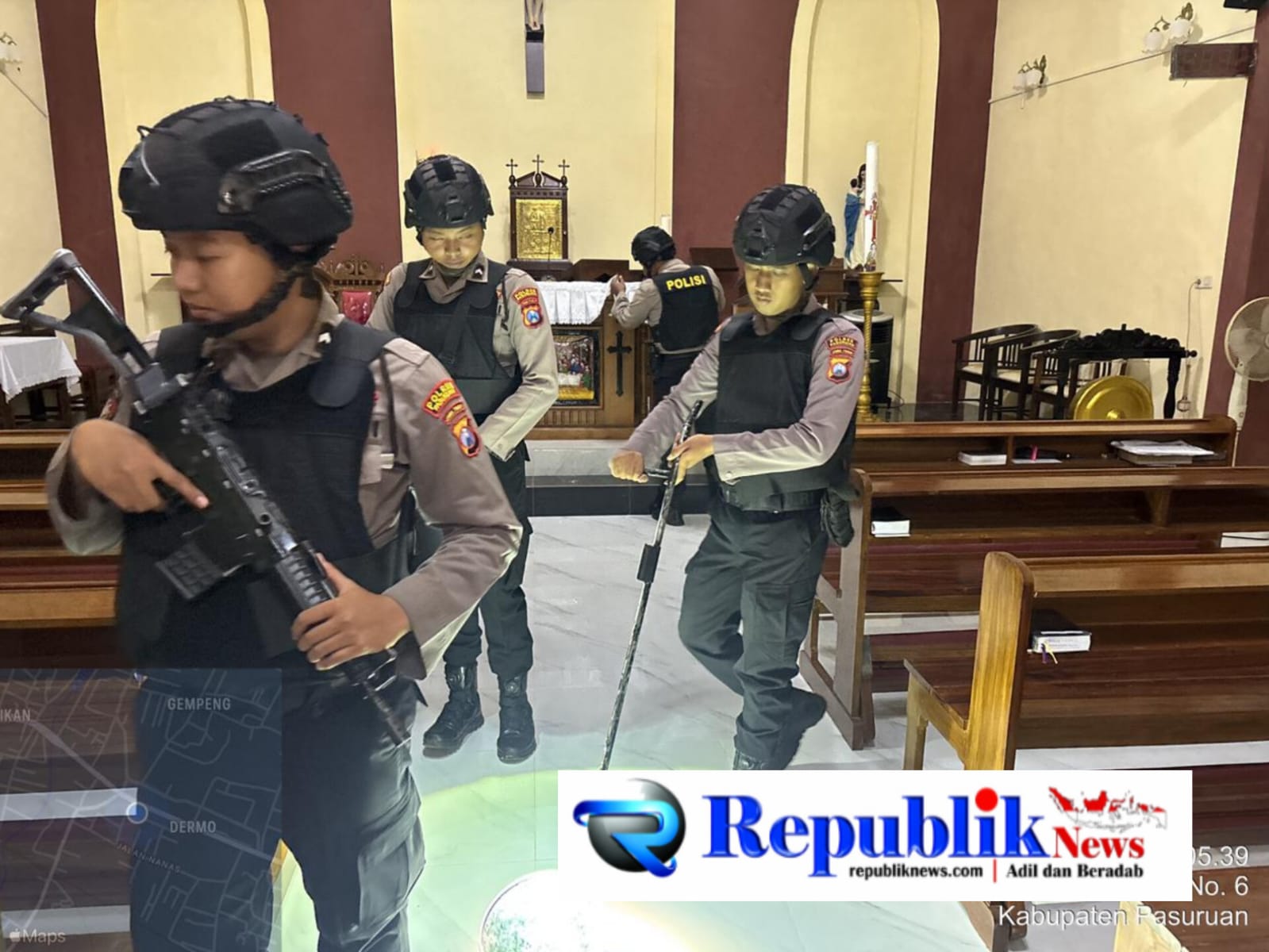 Foto : Satsamapta polres Pasuruan sterilisasi dan pengamanan gereja menjelang kenaikan Isa Al-Masih tahun 2026.