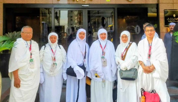 Jamaah Haji Plus Jawa Timur Tiba di Tanah Suci, Siap Jalankan Prosesi Ibadah Haji 1447 H