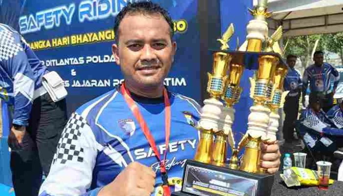 Satlantas Polres Gresik Berprestasi, Aiptu Bambang Juara 1 Safety Riding Hari Bhayangkara ke-80