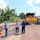 DLH Lampung Utara Respon Cepat Keluhan Warga, Kerahkan Alat Berat Bersihkan Tumpukan Sampah di Kotabumi Ilir