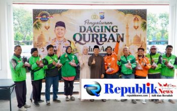 Polres Pasuruan Salurkan 16 Sapi dan 57 Kambing Kurban untuk Masyarakat di Hari Idul Adha