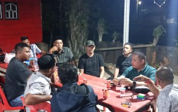 Haji Azhari (Haji Maof) Ketua DPW Partai Aceh Mendapat Kunjungan Silaturahmi Lebaran Dengan Wartawan Aceh Timur