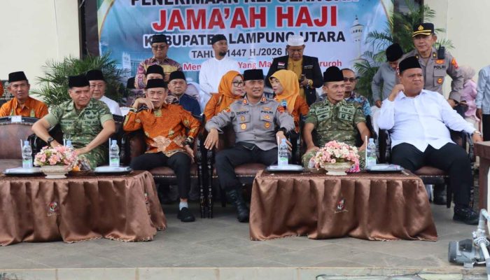 Polres Lampung Utara Amankan Kepulangan Jamaah Haji Kloter 15 JKG Tahun 1447 H/2026 M