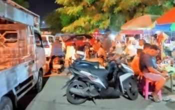 Pengguna Jasa Minta Penataan Lapak Pedagang di Area Parkir Pelabuhan Bitung