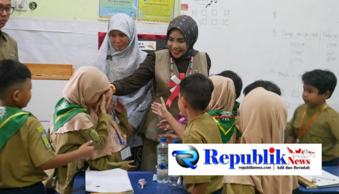 SD Muhammadiyah 3 Ikrom Taman Undang Podcast Wabup Sidoarjo, Bahas Kepemimpinan Perempuan dan Pendidikan Karakter