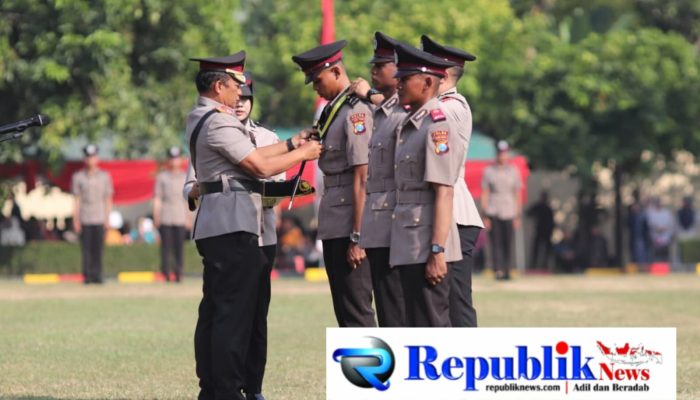 Kapolda Jatim Lantik 971 Bintara Remaja Lulusan SPN Polda Jatim