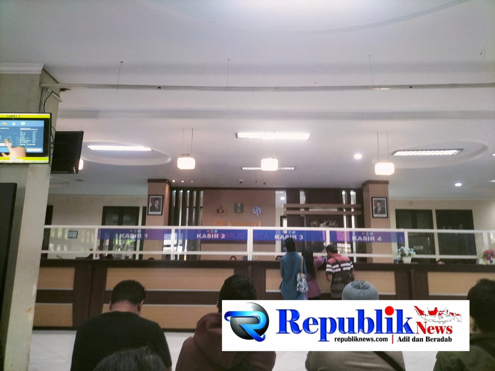 Foto : Kantor pelayanan Samsat kota Sidoarjo