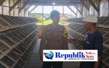 Foto : Bhabinkamtibmas Masangan Bangil Pasuruan monitoring peternakan telur burung puyuh.