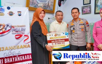 Foto : Kapolres Pasuruan hari Bhayangkara ke-80 annjangsana anggota sakit dan Warakawuri.