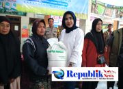 Wabup Mimik Salurkan Bantuan Pangan Bapanas untuk 594 Keluarga di Kecamatan Candi