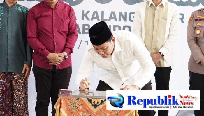 Bertepatan 1 Muharram 1448 H, Bupati Subandi Resmikan Menara Masjid At-Taqwa Kalanganyar