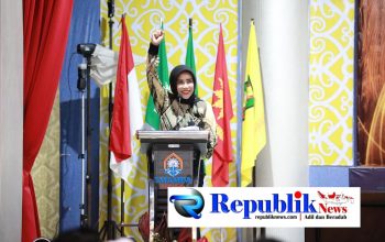 Foto : Wabup Sidoarjo hadir dalam acara pelepasan lulusan SMP Muhammadiyah.