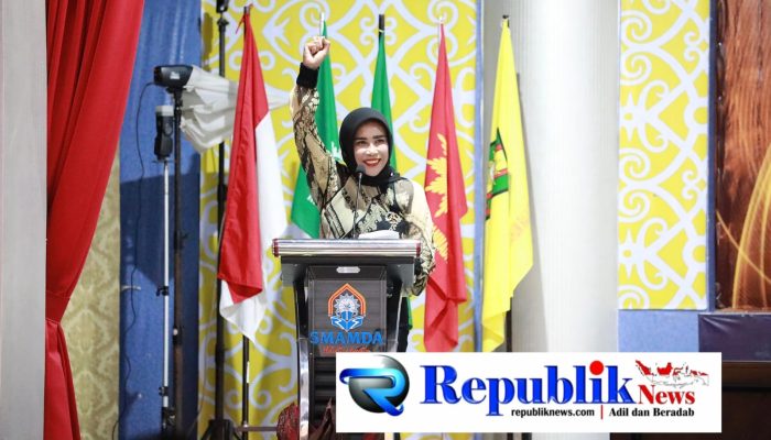 Wabup Mimik Titip Empat Pesan Penting untuk Generasi Muda Sidoarjo Saat Pelepasan Lulusan SMP Muhammadiyah 1